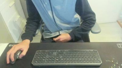CurieuxDu47 webcam model stream image