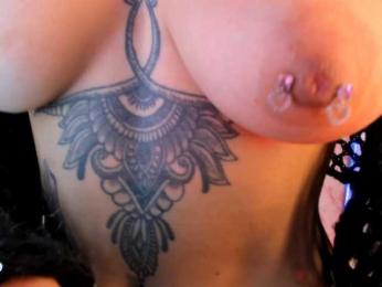 laurencamila1 webcam model stream image