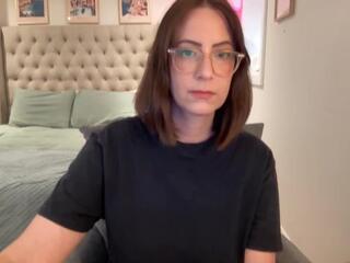 Zoe Parker webcam model stream image