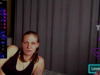 SoulStream webcam bongacams model stream image