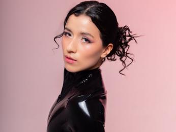 CharlotteHalley webcam model stream image