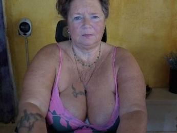 lady-vamp webcam model stream image