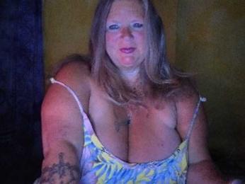 lady-vamp webcam bongacams model stream image