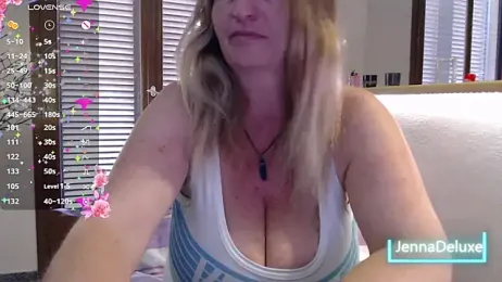 JennaDeluxe webcam model stream image