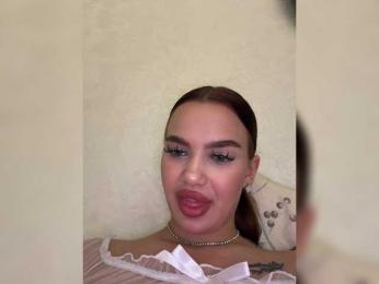 EvaKoroleva webcam model stream image