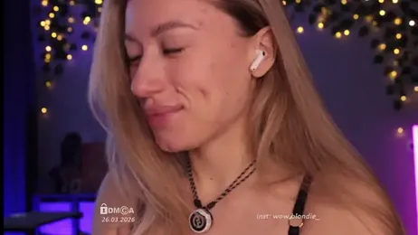 Blondie_Bunny webcam model stream image