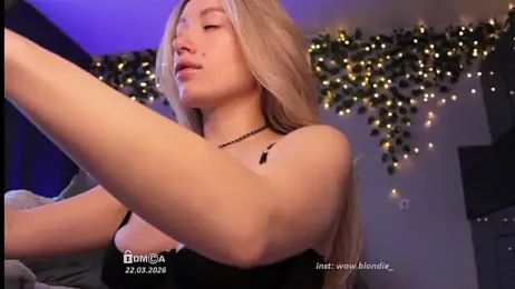 Blondie_Bunny webcam model stream image