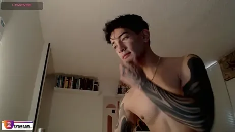 ivaaaan_ webcam model stream image