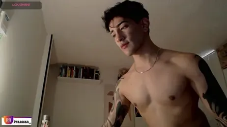 ivaaaan_ webcam model stream image