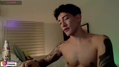 ivaaaan_ webcam model stream image