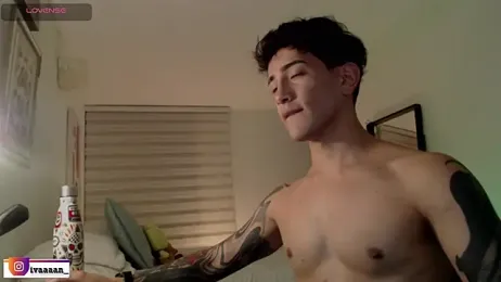 ivaaaan_ webcam model stream image