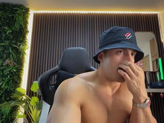 Dante Santos webcam model stream image