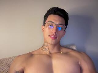 Jakee Tyler webcam model stream image