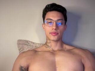 Jakee Tyler webcam model stream image