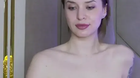 Touch_me webcam model stream image