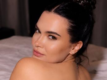 ElyCovel webcam livejasmin model stream image