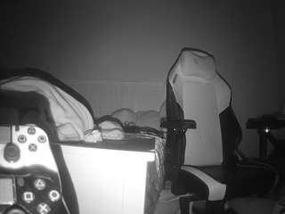 voyeurcam-sexy-little-ana-01 webcam model stream image