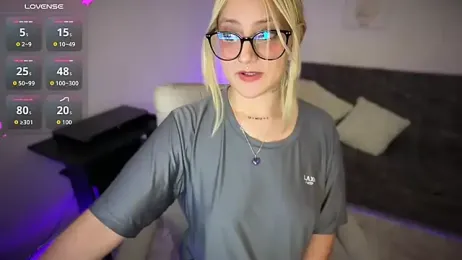 Megan_lu2 webcam model stream image