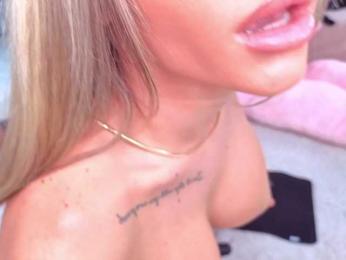 SpoilM3Mor3 webcam model stream image