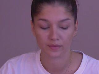 Ova Parlow webcam model stream image