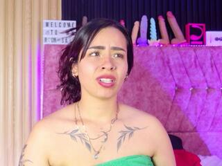 Salome Lewiss webcam flirt4free model stream image