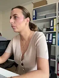 Hii_Lolla webcam model stream image