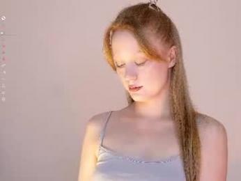 cute_shine webcam model stream image