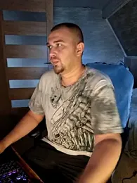 Foxyshaved webcam model stream image