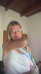Giii webcam model stream image