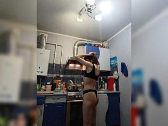 AsyaSweeet webcam bongacams model stream image