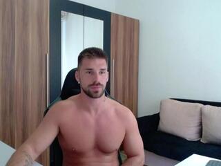 Darius Giles webcam model stream image