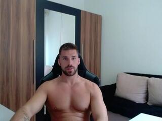 Darius Giles webcam model stream image