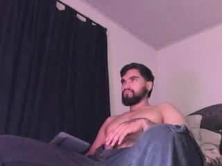 Chrys Harris webcam model stream image