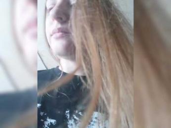 Viktoria-play webcam model stream image