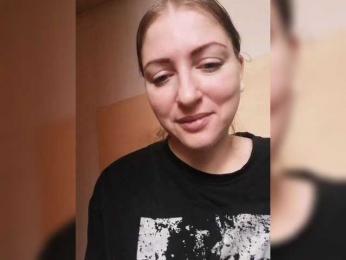 Viktoria-play webcam model stream image