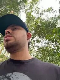 JuanY_David webcam model stream image