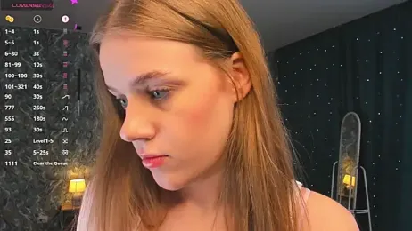 OdellaFrake webcam model stream image