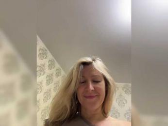 LagoonJoy webcam bongacams model stream image