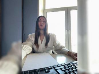 theBESTorNOTHING webcam bongacams model stream image