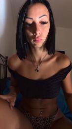Cleo2510 webcam model stream image