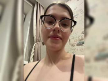 Yanchs webcam model stream image