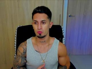 Brody Dallas webcam model stream image