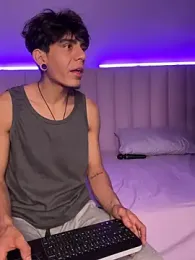 abrilandjulian webcam model stream image