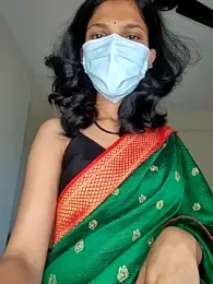 Shivani2002 webcam model stream image