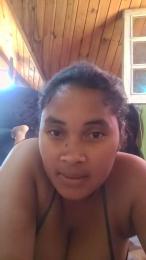 Icymi webcam model stream image