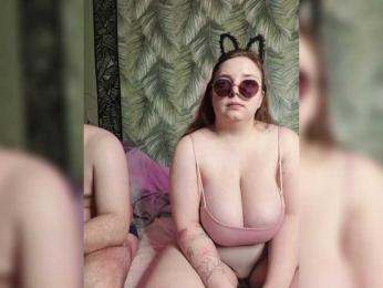 Red-rooms webcam model stream image