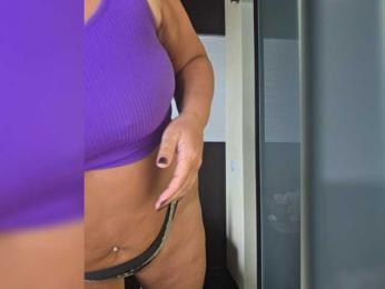 FLUFFY_BEAUTY webcam model stream image