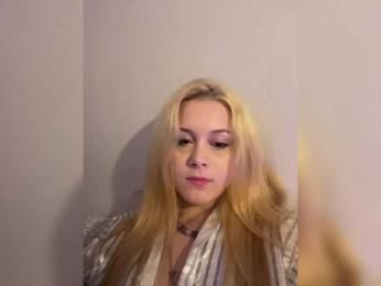 hellokitty23 webcam bongacams model stream image