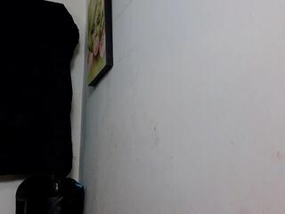 Ethan G webcam model stream image