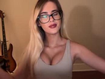 whoiscassie webcam model stream image